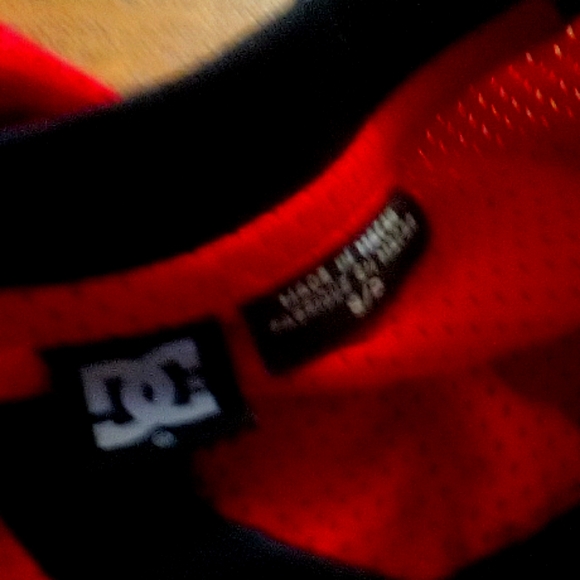 Limited D.C. Shoes Jersey - Picture 2 of 4